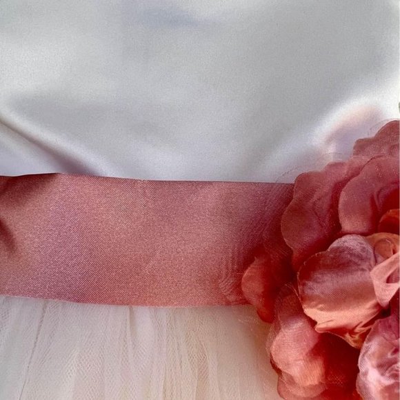 Beautiful Flower Girl Communion Special Occasion Dress includes Dusty Rose Bow - Picture 7 of 7